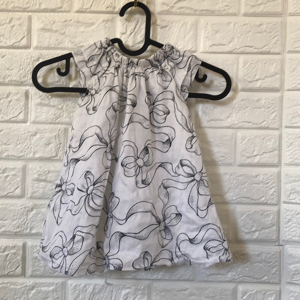 Baby Gap ribbon pattern baby girl dress 6-12 mo